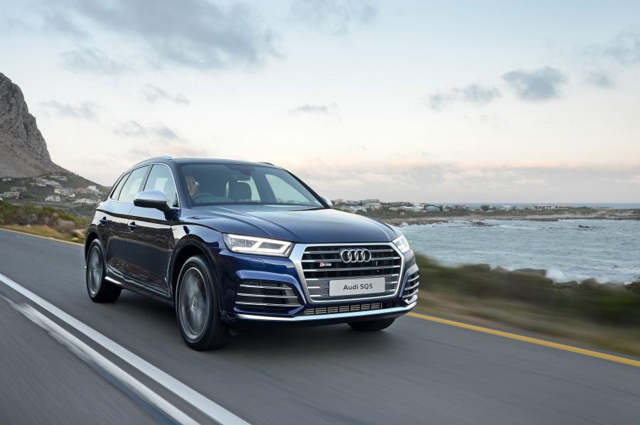  Audi SQ5 3.0 TFSI 2017 года  (ZA) (фото 8 из 27)